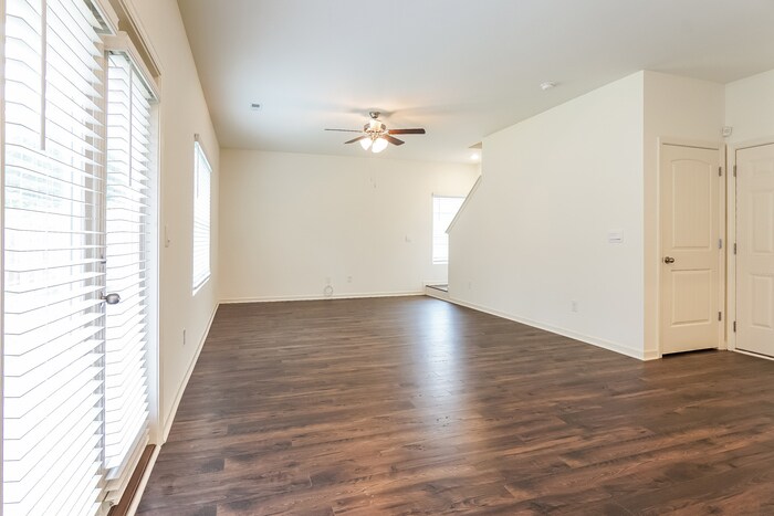 Building Photo - 5628 Timber Leaf Lp