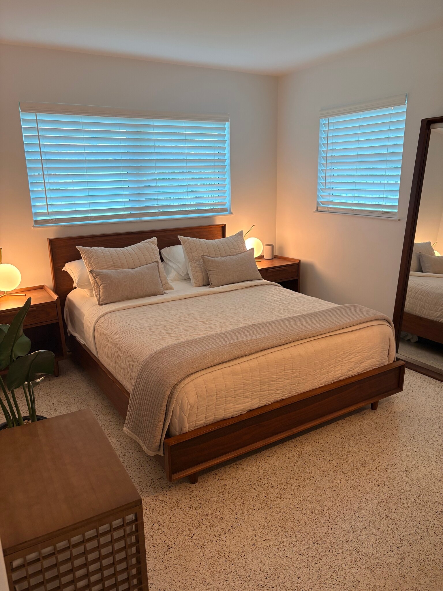 Building Photo - 301 3rd Ave