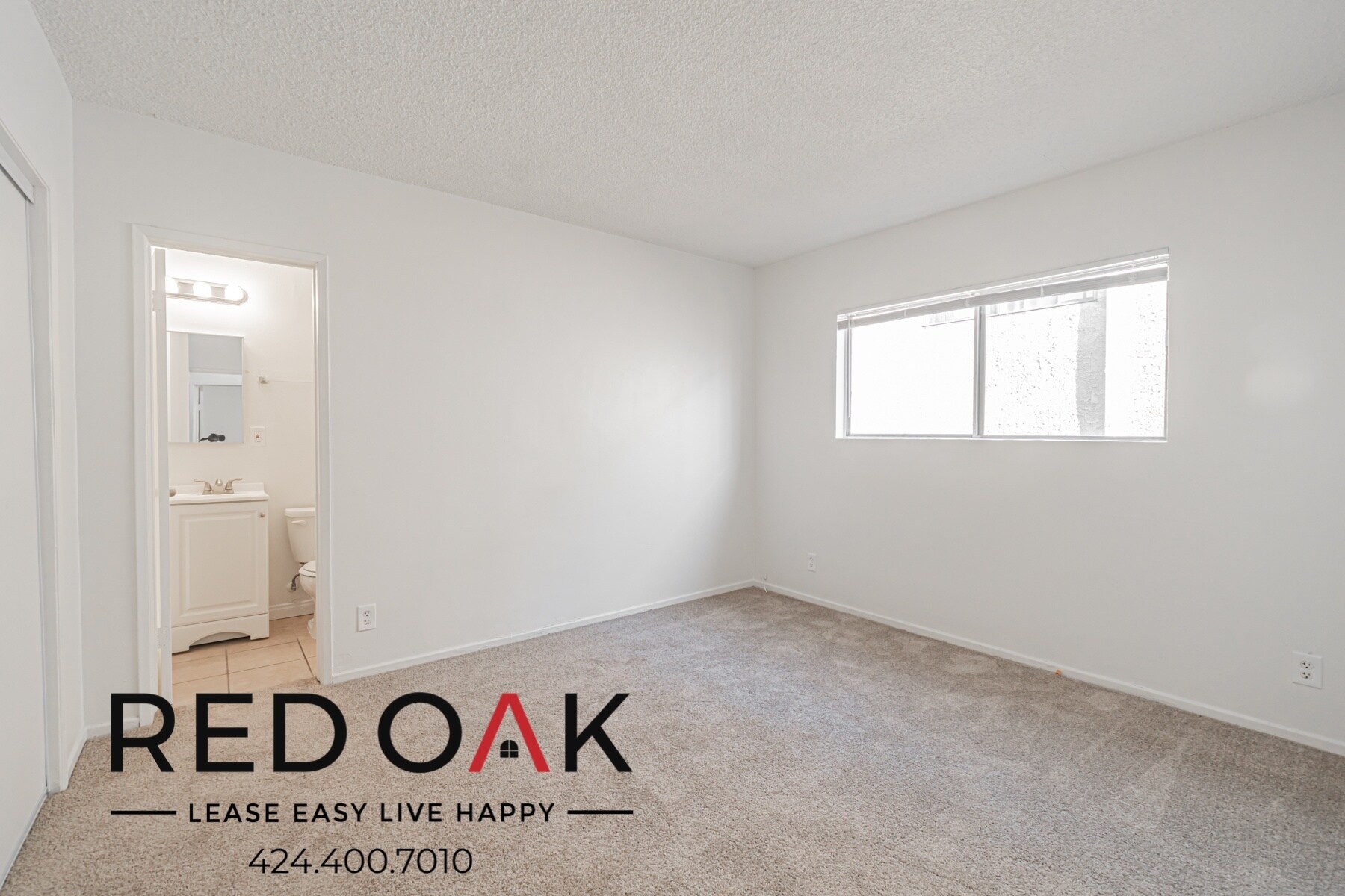 Building Photo - 8337 Cedros Ave