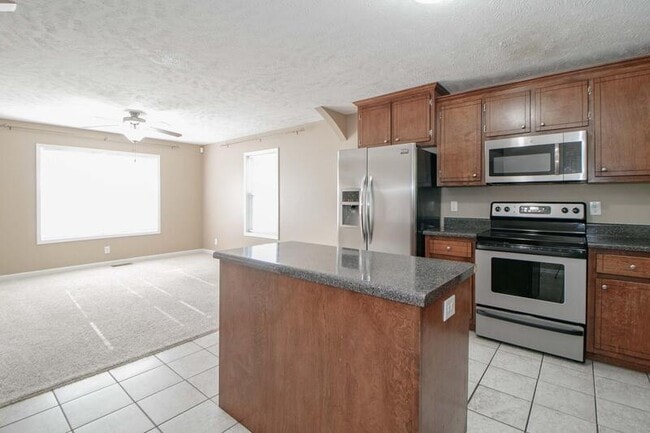 Building Photo - 1449 Mutual Dr