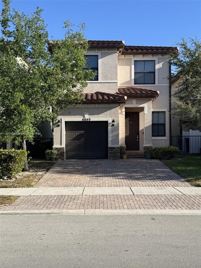 Primary Photo - 4849 NW 57th Ct