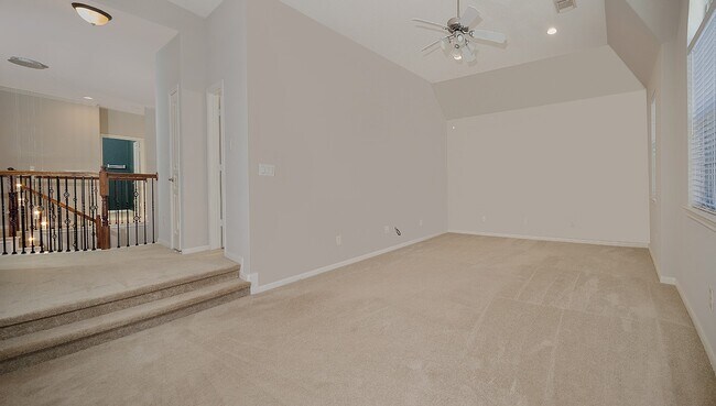 Building Photo - 138 Oriel Oaks Cir