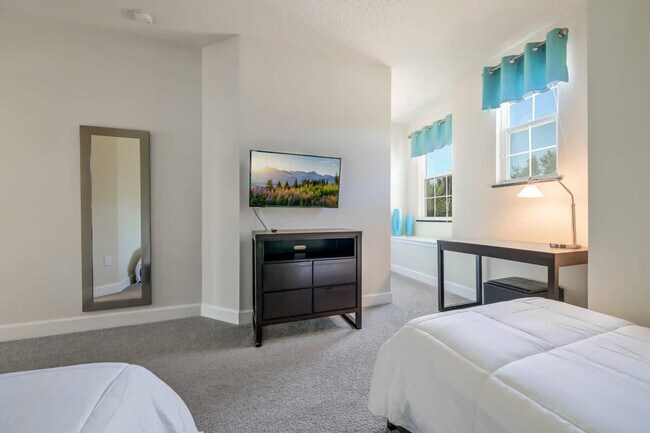 Building Photo - 1651 Retreat Cir