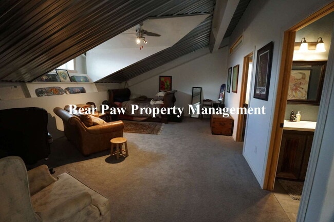 Building Photo - Great Views from High Atop Floyd Hill  in ...