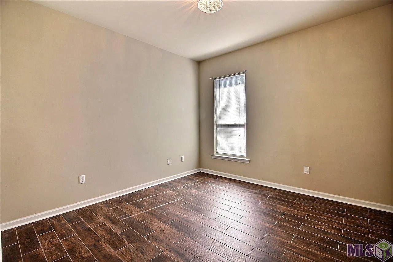 Building Photo - 11389 Ashwood Ct