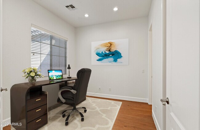 Building Photo - 2413 W Sienna Bouquet Pl