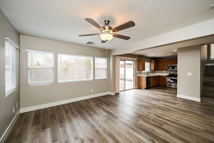 Building Photo - 7489 S Dune Sunflower Ct