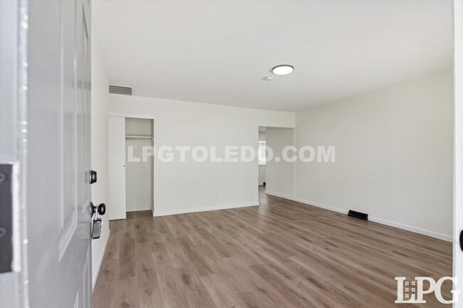 Building Photo - 4209 Penelope Dr