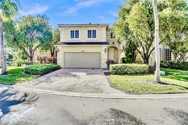 Building Photo - 21032 NE 32nd Ave