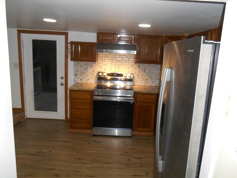 Building Photo - 161-1 Columbus Ave