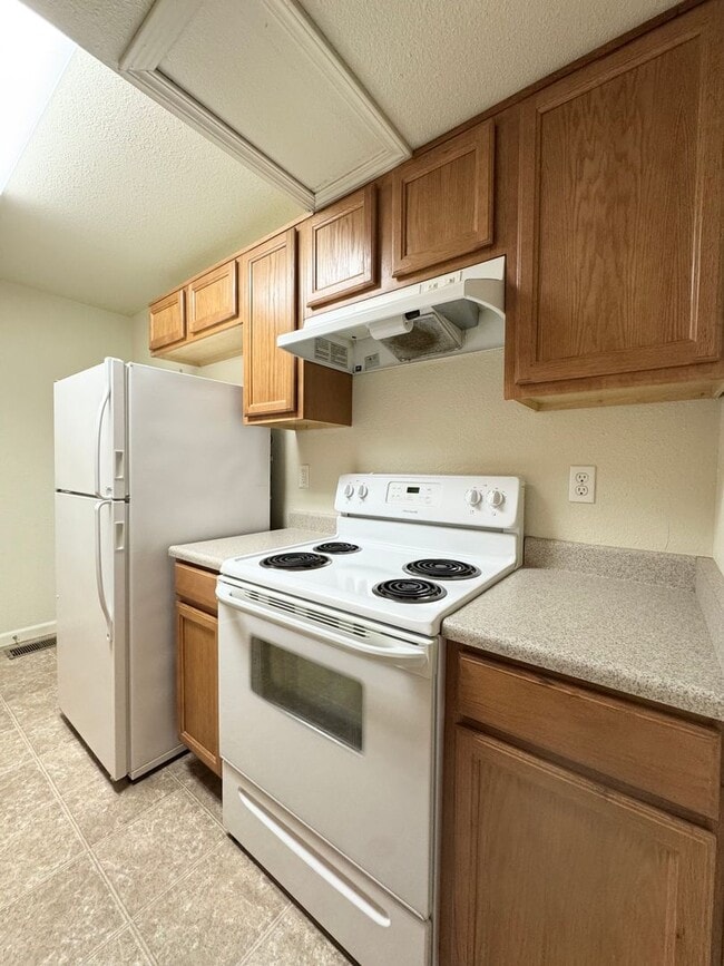 Building Photo - OL2441