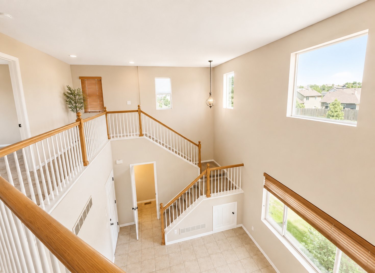 Building Photo - 6934 Harrier Dr