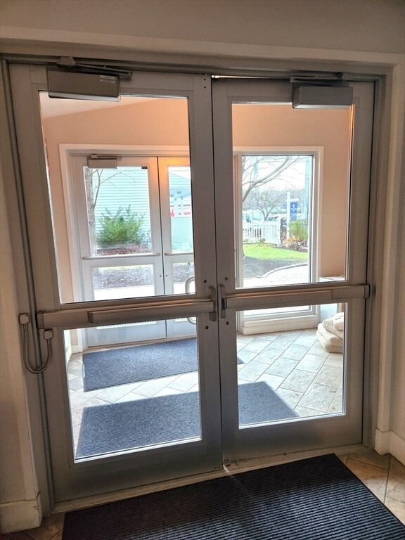 Building Photo - 24 Bay State Rd