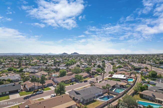 Building Photo - 8426 E Monterey Way