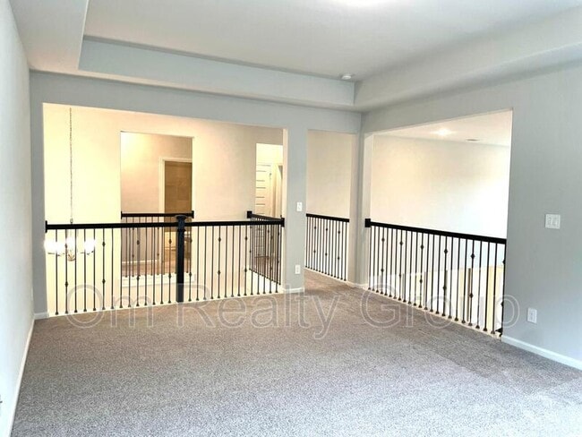 Building Photo - 8806 Morning Glow Dr