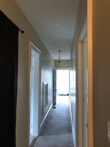 Hallway - 638 Taylor Ave