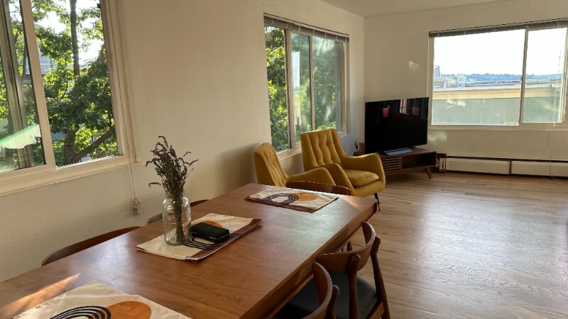 Building Photo - 1200 Boylston Ave