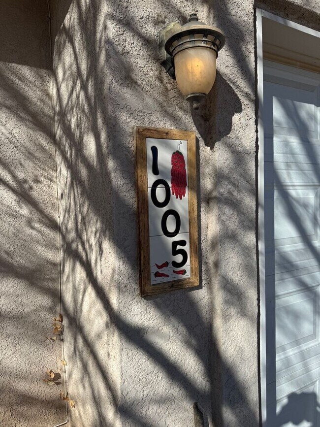 Building Photo - Spacious 4-Bedroom Home Near Westgate Community Center | $2,100/mo