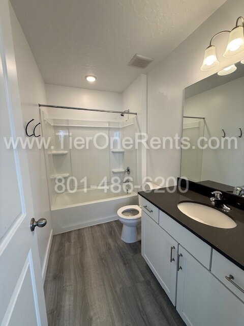 Building Photo - NO DEPOSIT option available for qualified renters!