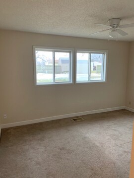 Building Photo - 1329 Donaldson Ave