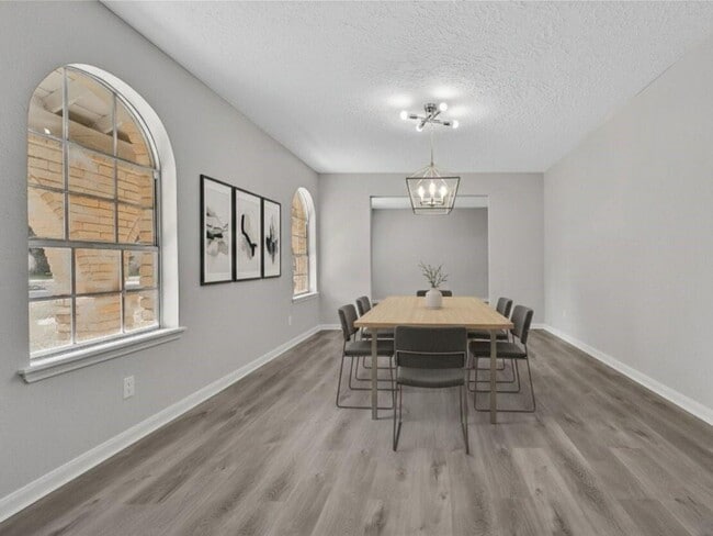 Building Photo - 13426 Balcrest Dr