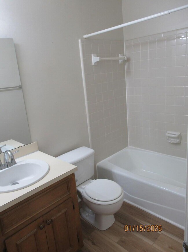 Building Photo - 192 Gertrude Dr