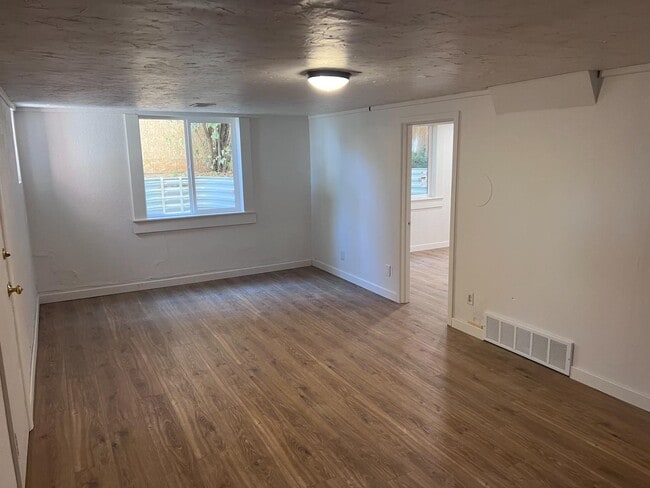 Building Photo - 2285 Gray St