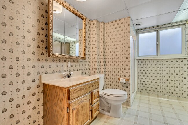 Building Photo - 8131 Viscounti Dr