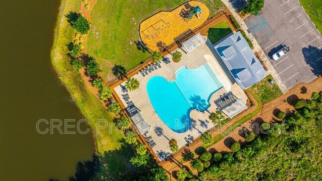 Building Photo - 201 Bigleaf Ct