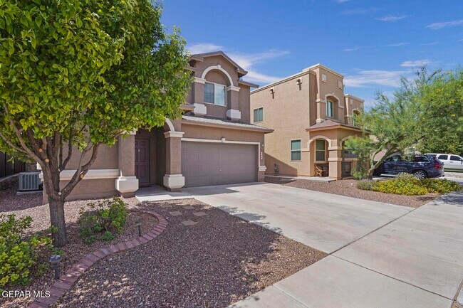 Building Photo - 5028 Silver Ranch Ave
