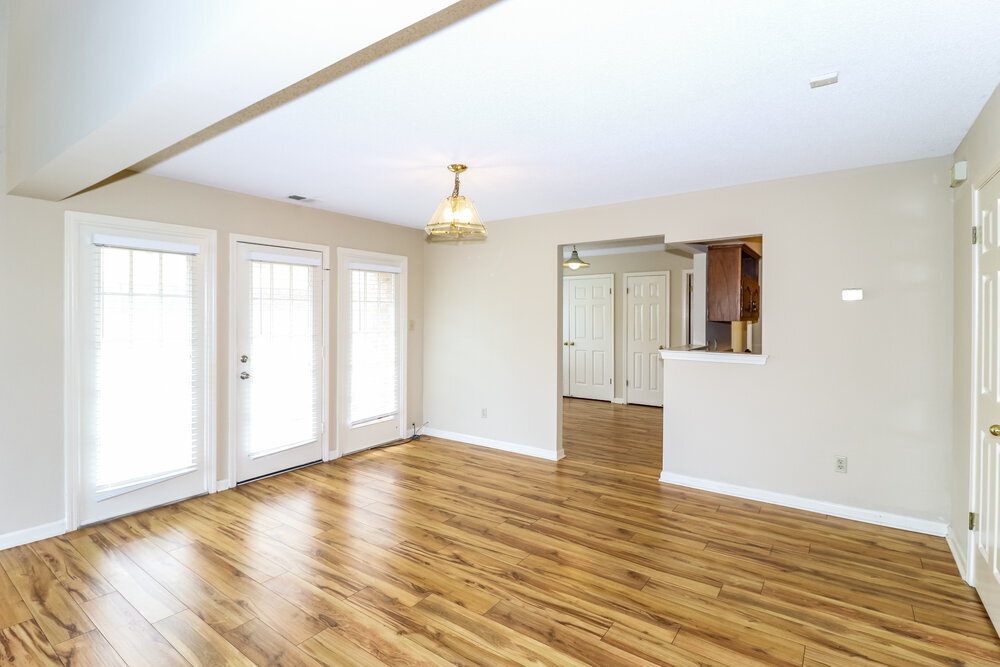 Building Photo - 1611 Oaken Bucket Dr