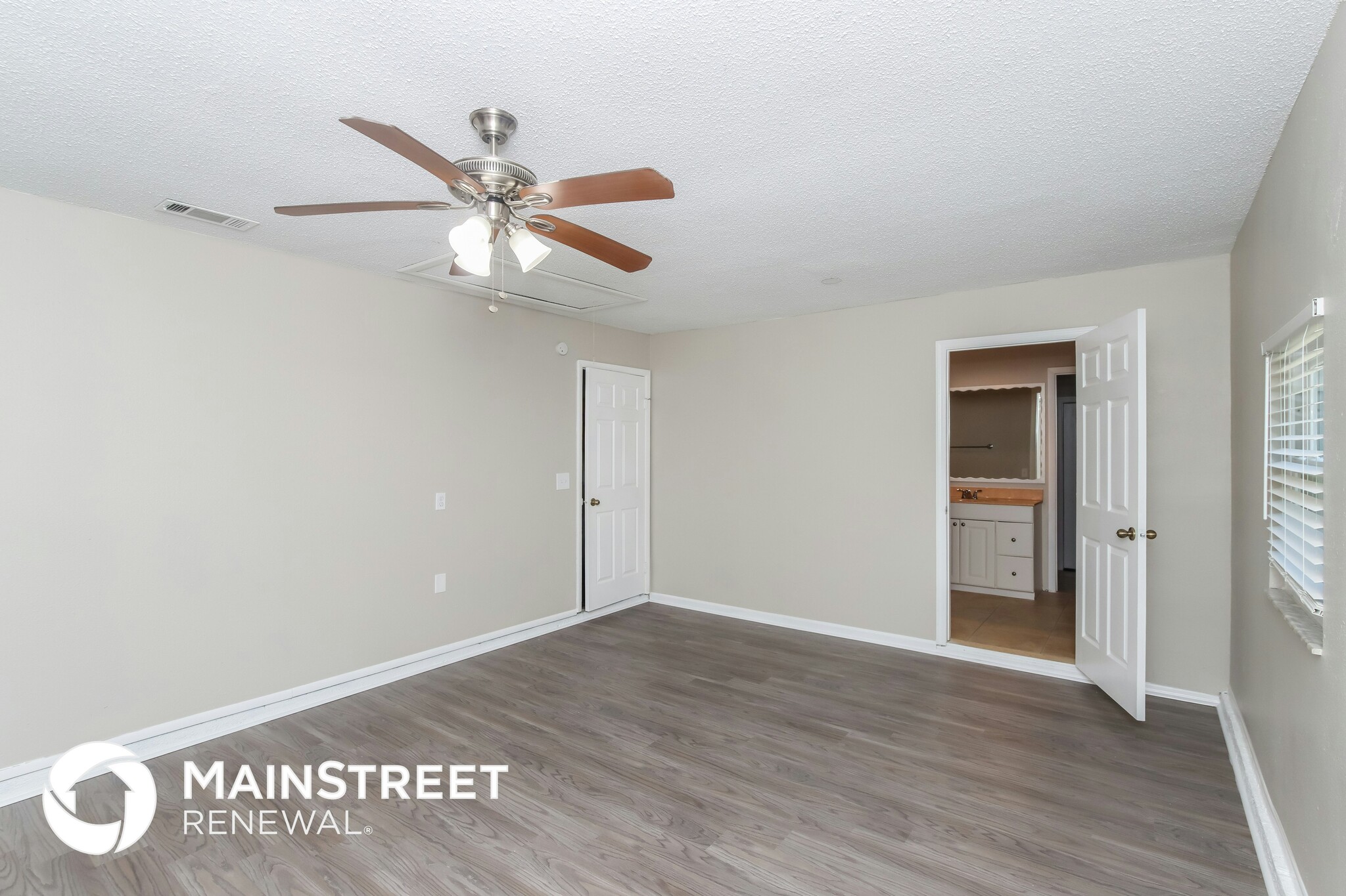 Building Photo - 843 Pyracantha St NW