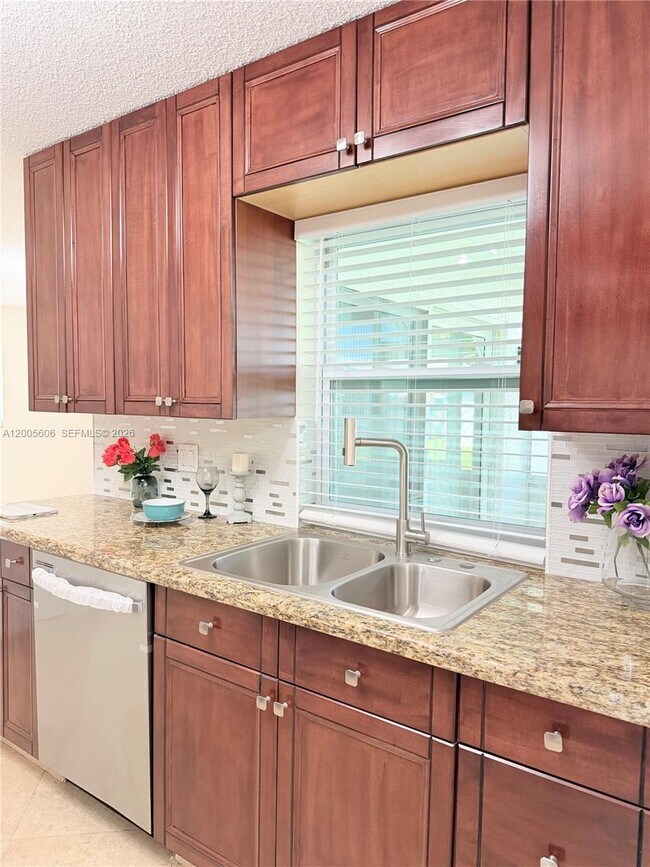 Building Photo - 8581 NW 17th St