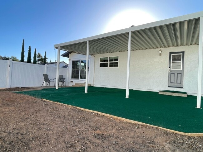 Building Photo - 13109 Golden Way