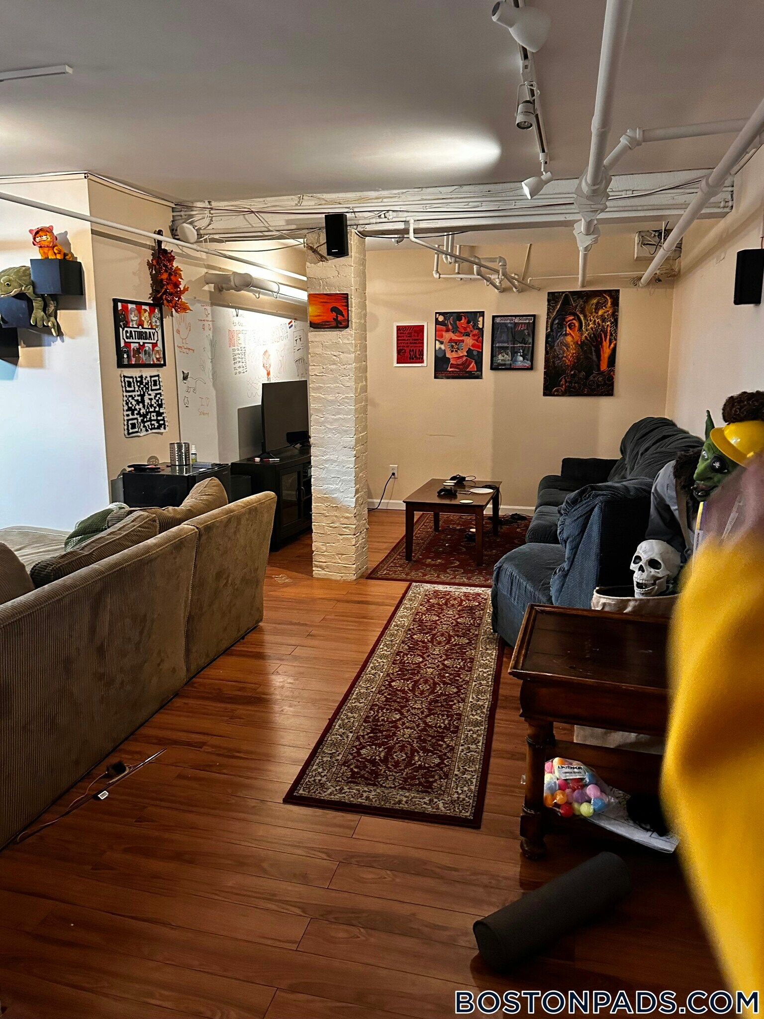 Building Photo - 19 Netherlands Rd