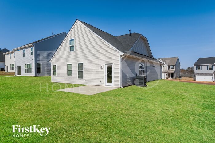 Building Photo - 403 Stonefence Dr