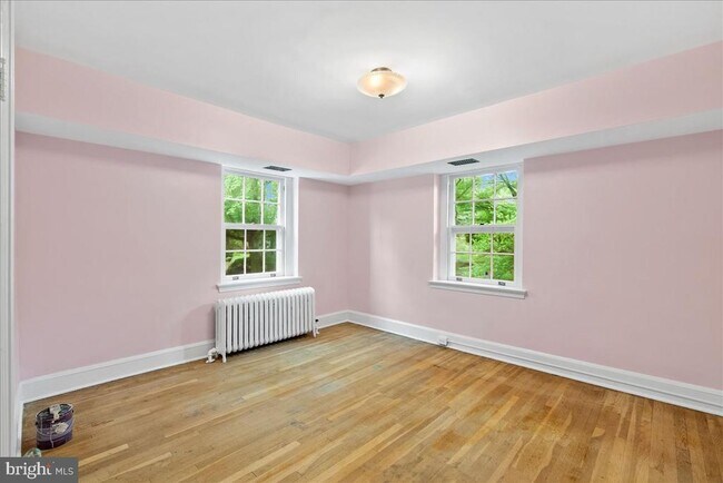 Building Photo - 5100 Chevy Chase Pkwy NW