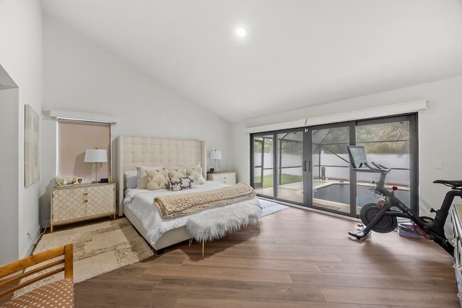 Building Photo - 845 NE Mulberry Dr