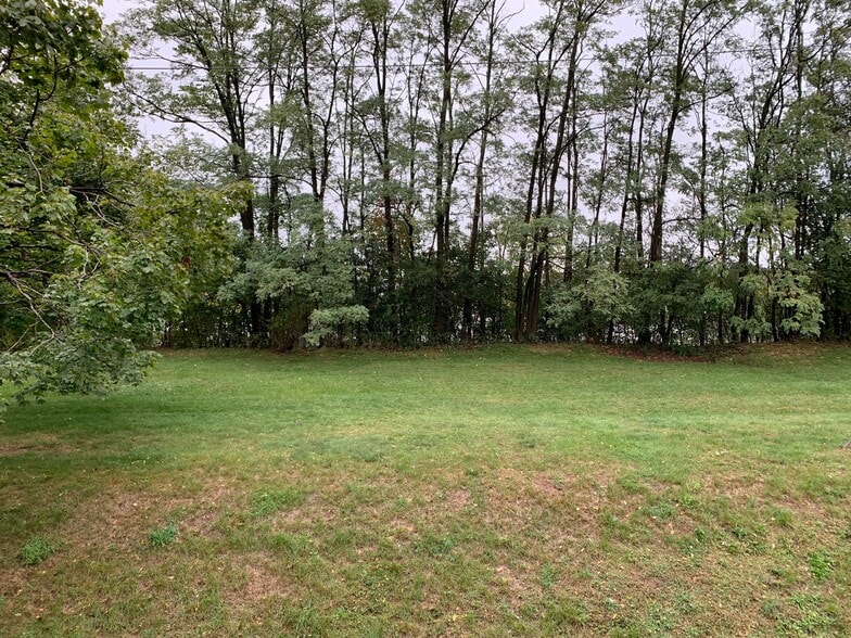 Building Photo - 107 Sharon Garden Ct