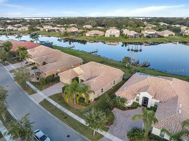 Building Photo - 3535 Somerset Cir
