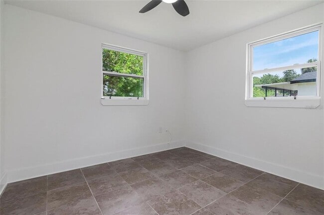 Building Photo - 6713 S Kissimmee St