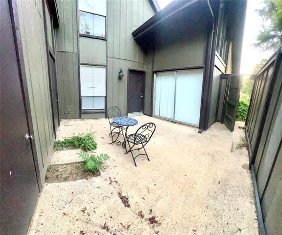 Building Photo - 4637 Country Creek Dr
