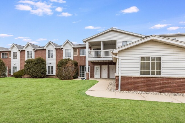 Primary Photo - 8055 Lexington Pl