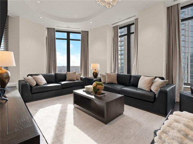 Building Photo - 3376 Peachtree Rd NE