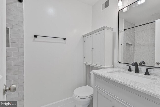 Building Photo - 7353 St Thomas Loop