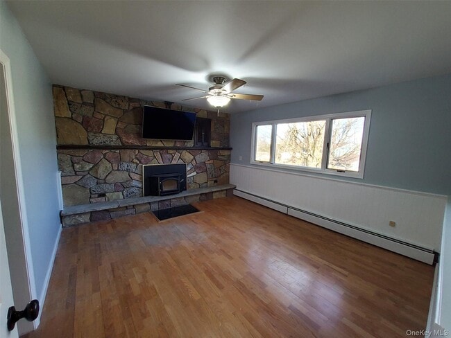 Building Photo - 8 O Sullivan Ln