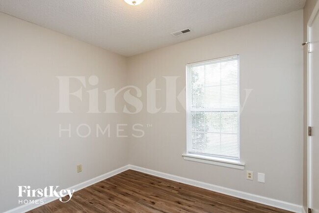 Building Photo - 954 Cornelius Rd