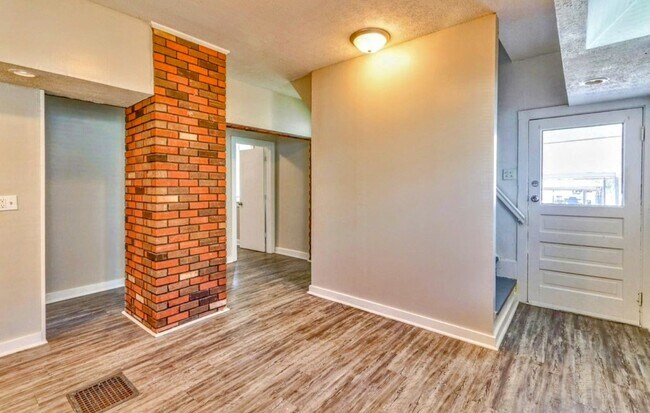 Building Photo - 1263 Washington Ave