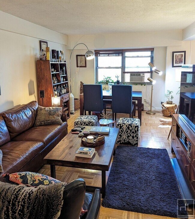 Building Photo - JAY ST