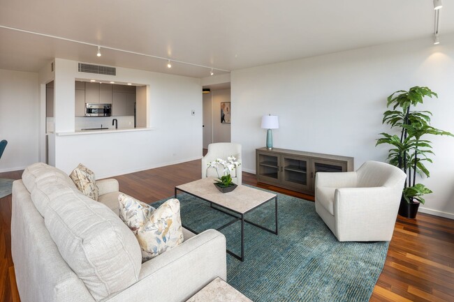 Building Photo - Regency at Kahala - Partially Furnished - 1 bedroom, 1 bathroom, 1 parking stall